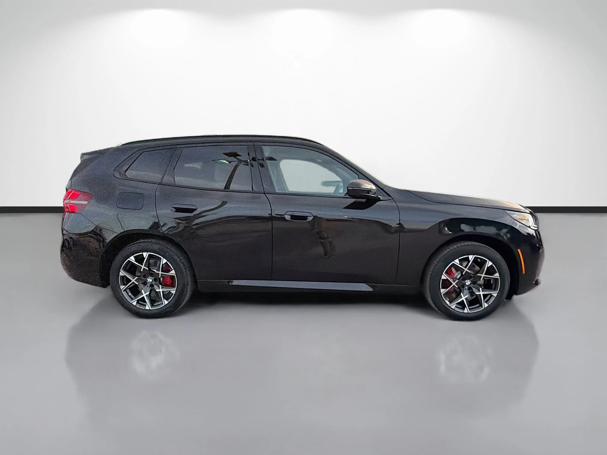 New 2026 Black Sapphire Metallic BMW 30 xDrive image 2