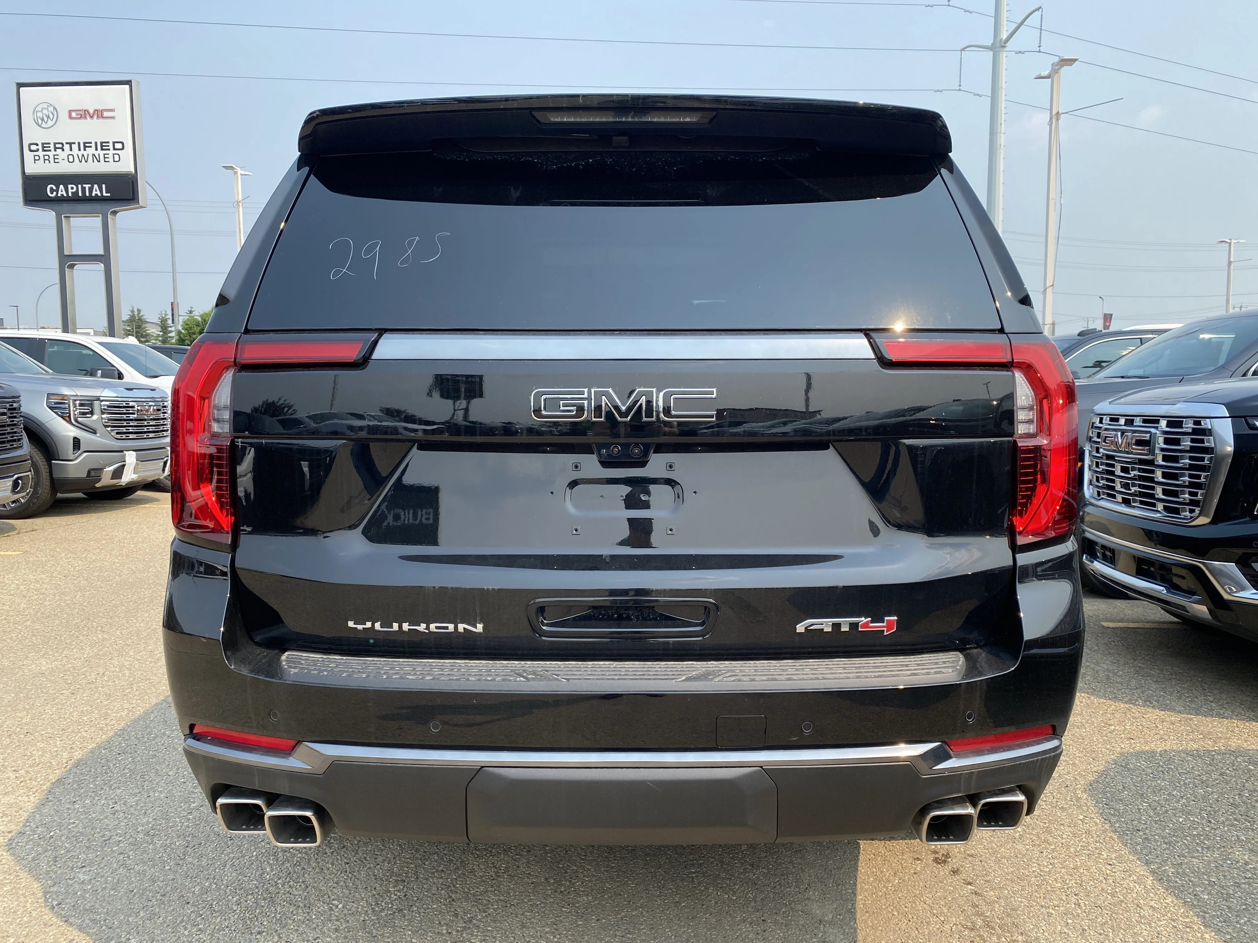 New 2026 ONYX BLACK GMC AT4 image 5