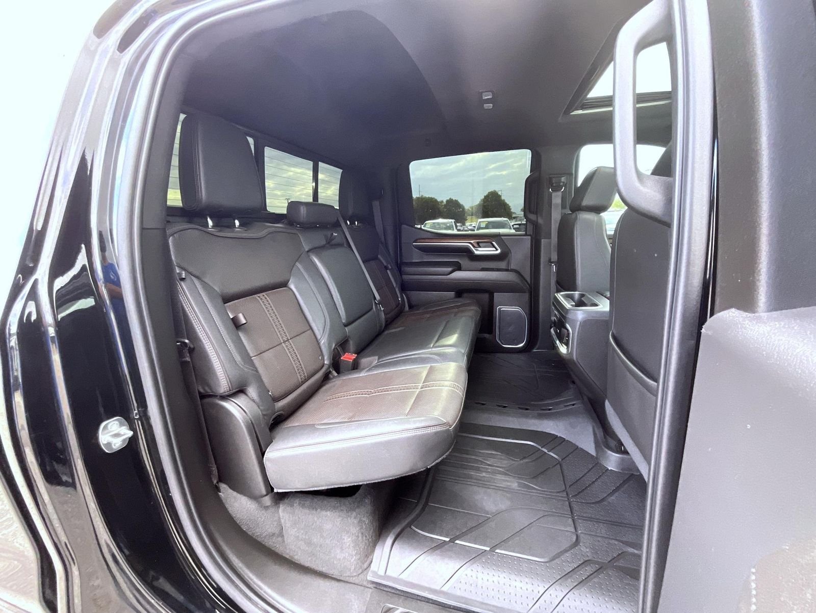 Used 2023 Black Chevrolet High Country image 18