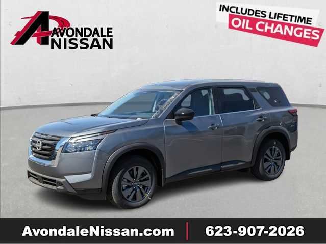 2024 Nissan Pathfinder S 2WD's photo