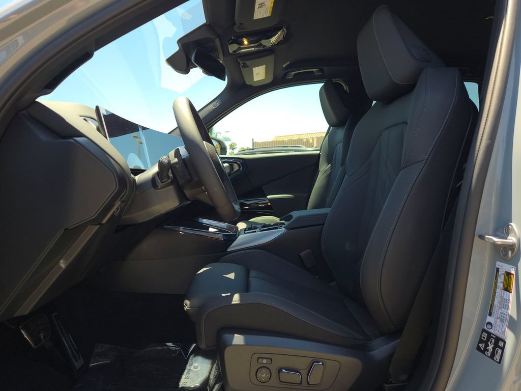 New 2026 Brooklyn Grey Metallic BMW 30 xDrive image 7