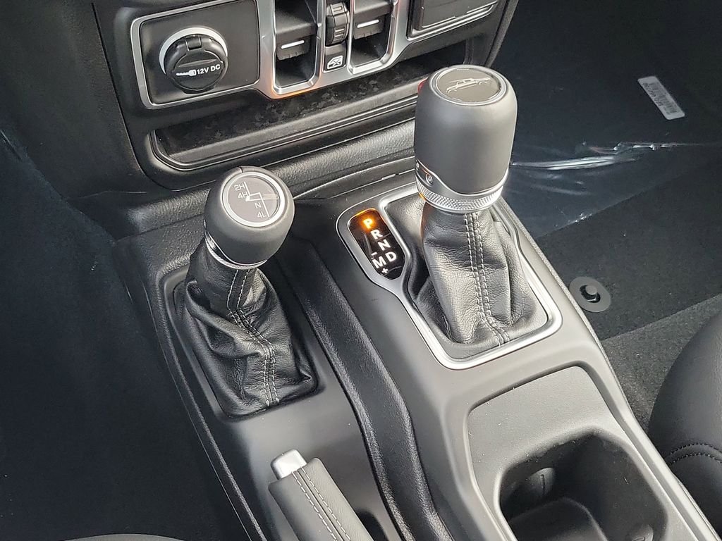 New 2026 Black Clearcoat Jeep Sport image 31