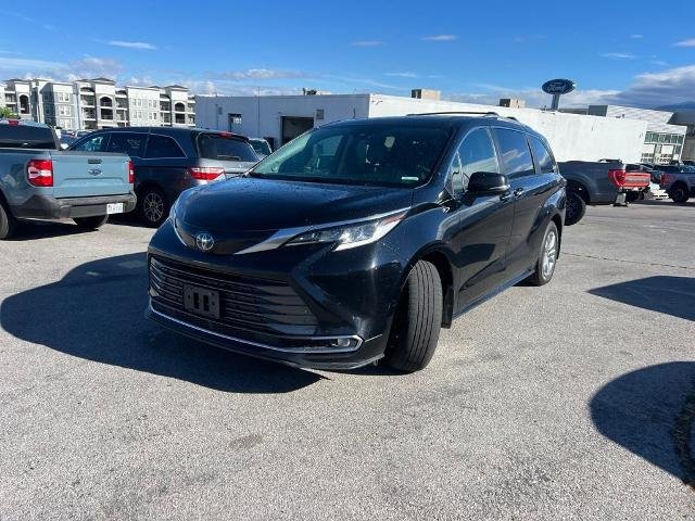 Used 2022 Midnight Black Metallic Toyota  image 13
