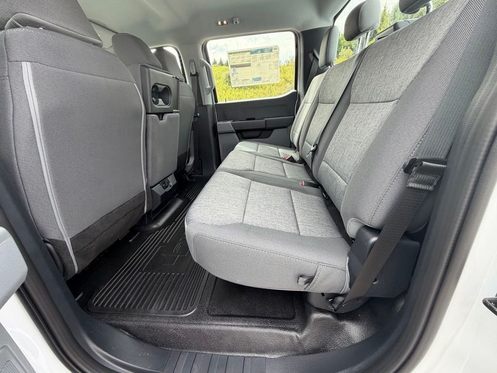 New 2026 Oxford White Ford F-350® XL image 44