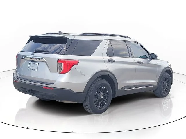 Used 2021 Silver Ford XLT image 5