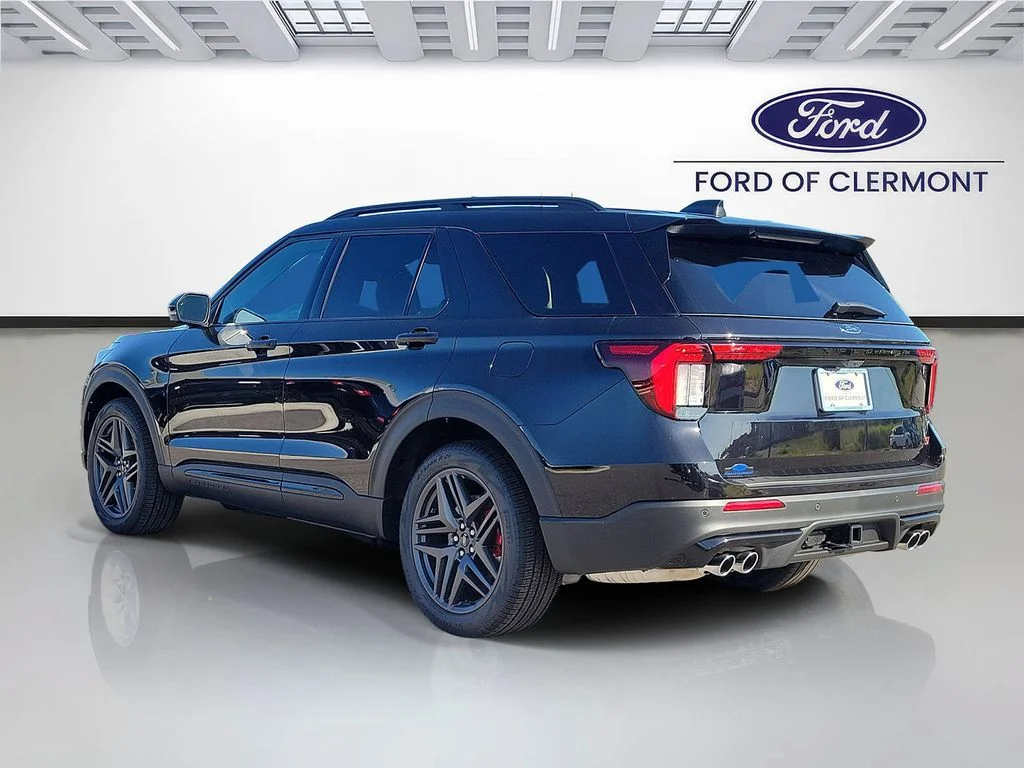 New 2026 Agate Black Metallic Ford ST image 3