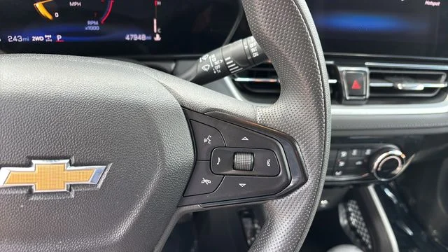 Used 2025 Red Chevrolet LT image 23