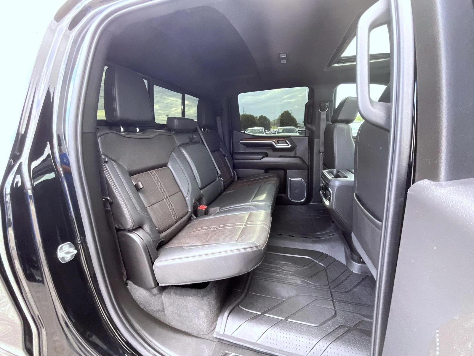 Used 2023 Black Chevrolet High Country image 18