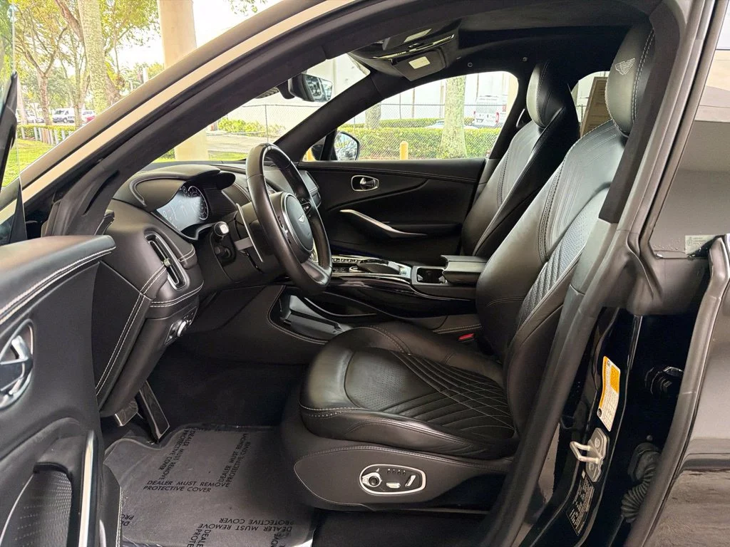 Used 2021 Black Aston Martin Base image 5