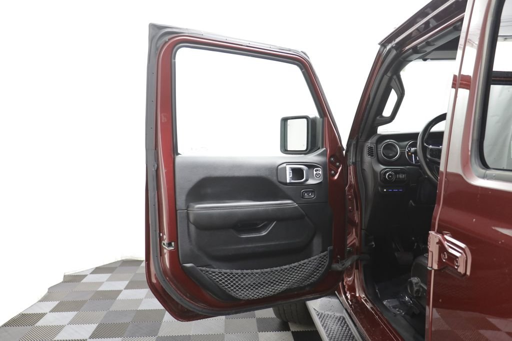 Used 2021 Snazzberry Pearlcoat Jeep Unlimited Sahara 4xe image 5