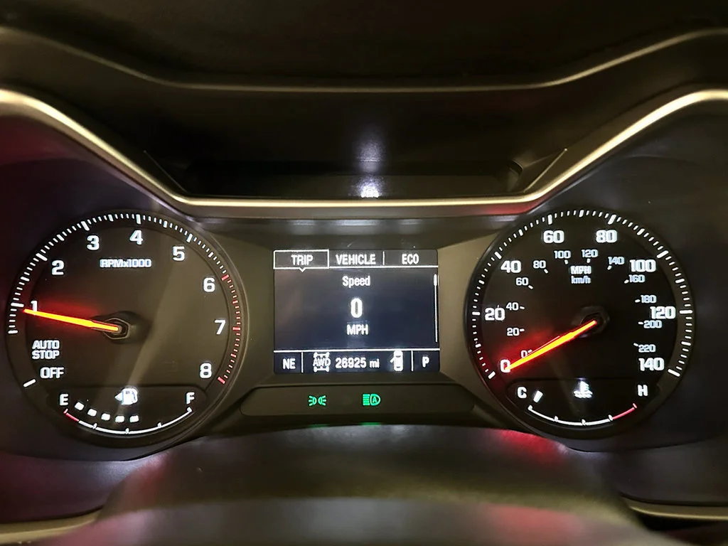 Used 2023 SUMMIT WHITE Chevrolet LS image 26