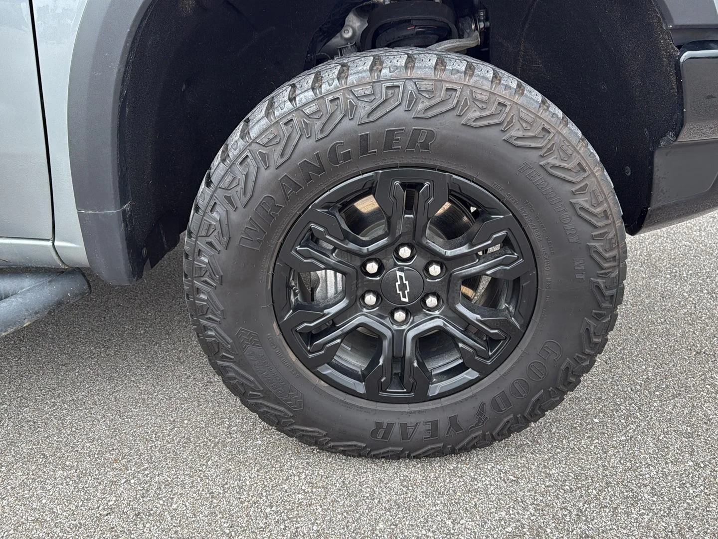 2024 Chevrolet Silverado 1500 ZR2 - Photo 15