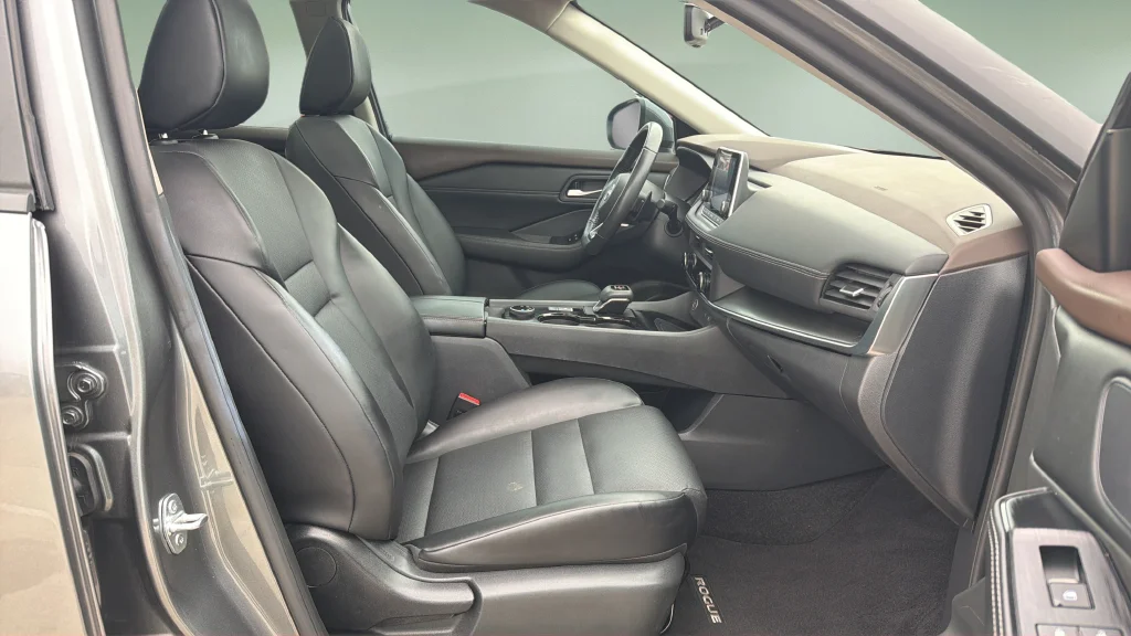 Certified Used 2023 Gun Metallic Nissan SV image 20