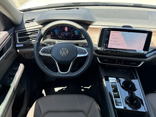 New 2026 Opal White Pearl Volkswagen 2.0T SEL image 30