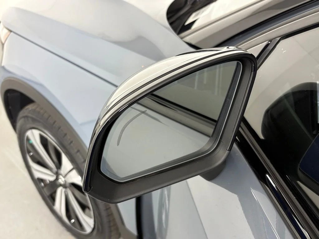 Used 2023 Gray Metallic Volvo Core image 13