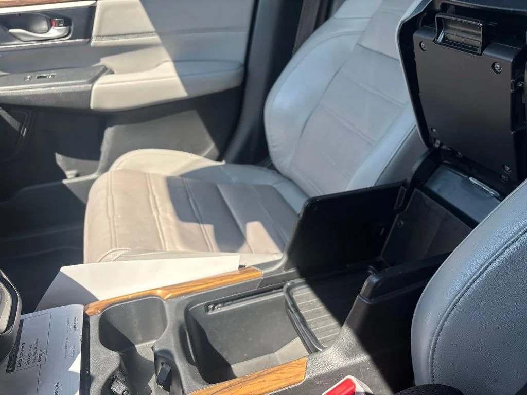 Used 2020 Black Honda Touring image 18