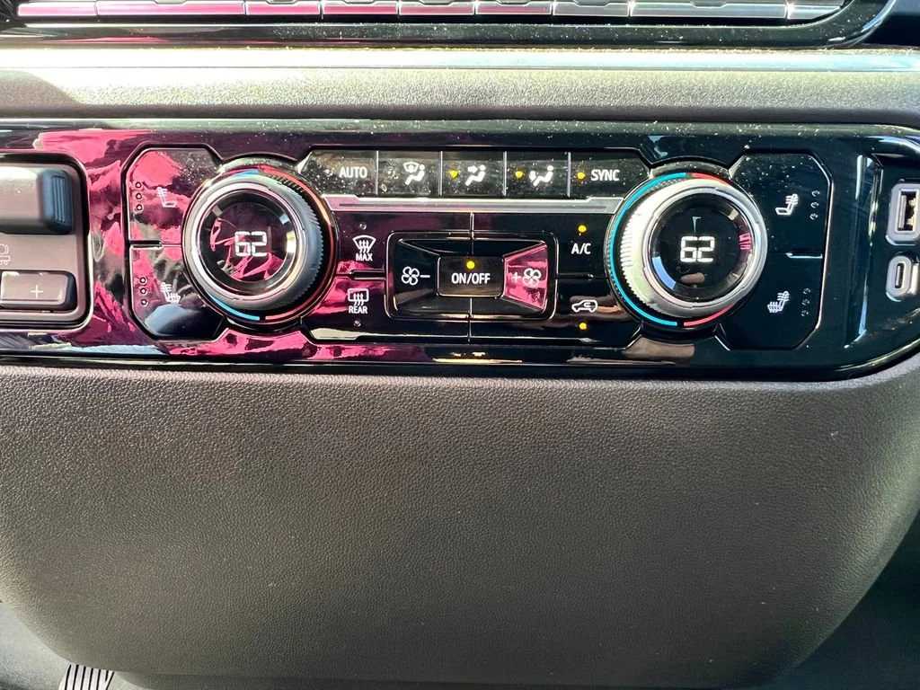 2025 Chevrolet Silverado 2500HD LT - Photo 23