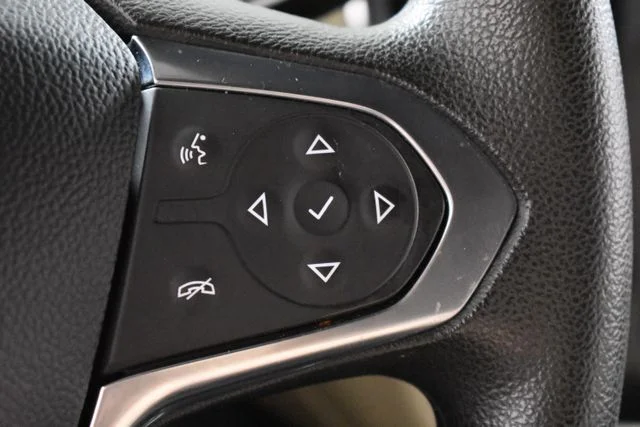Used 2023 Gray Chevrolet LS image 22