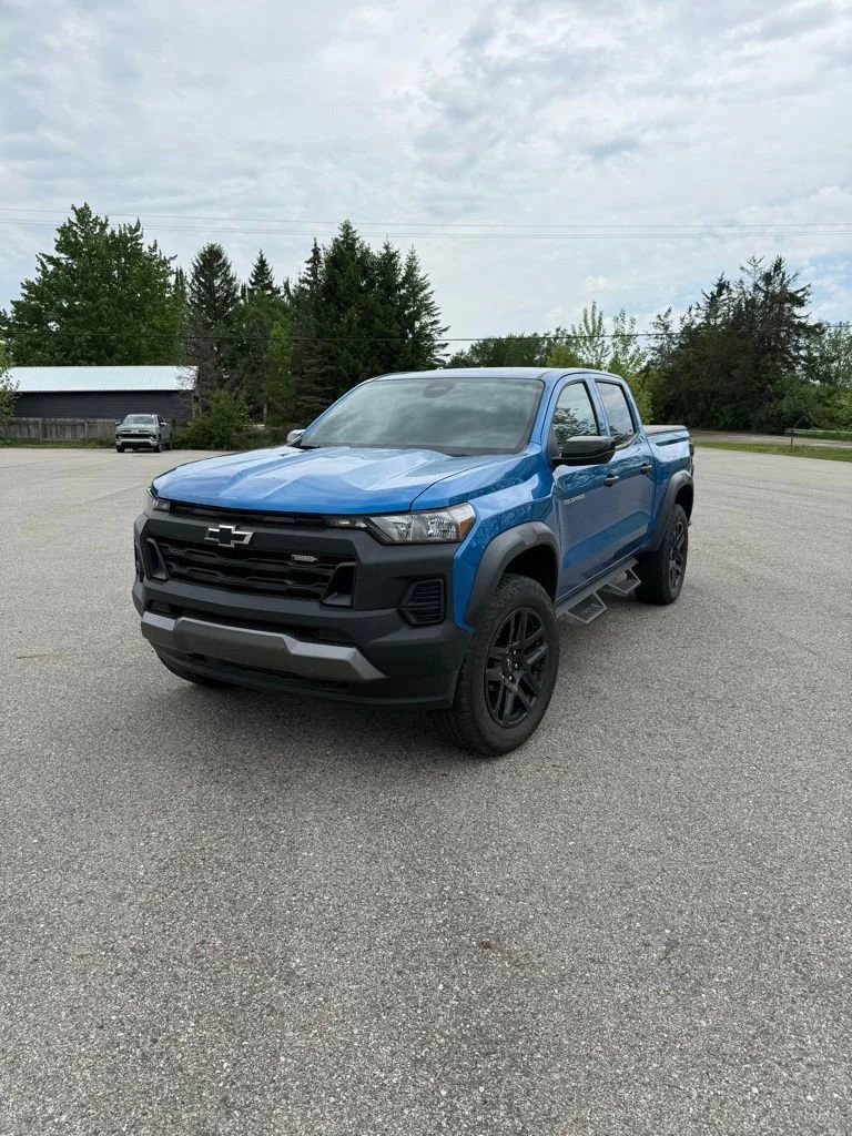 2024 Chevrolet Colorado 4WD Trail Boss Crew Cab Short Box's photo