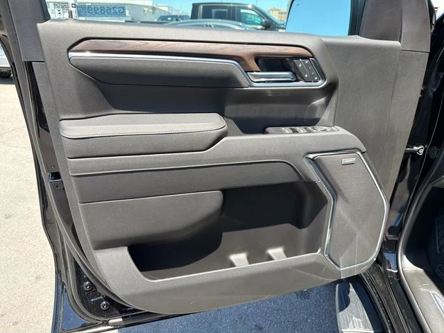 2026 GMC Sierra 1500 SLT - Photo 16