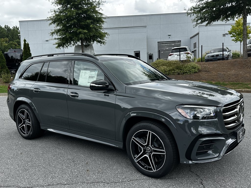 New 2026 MANUFAKTUR Silicon Grey Mercedes-Benz GLS 450 image 40