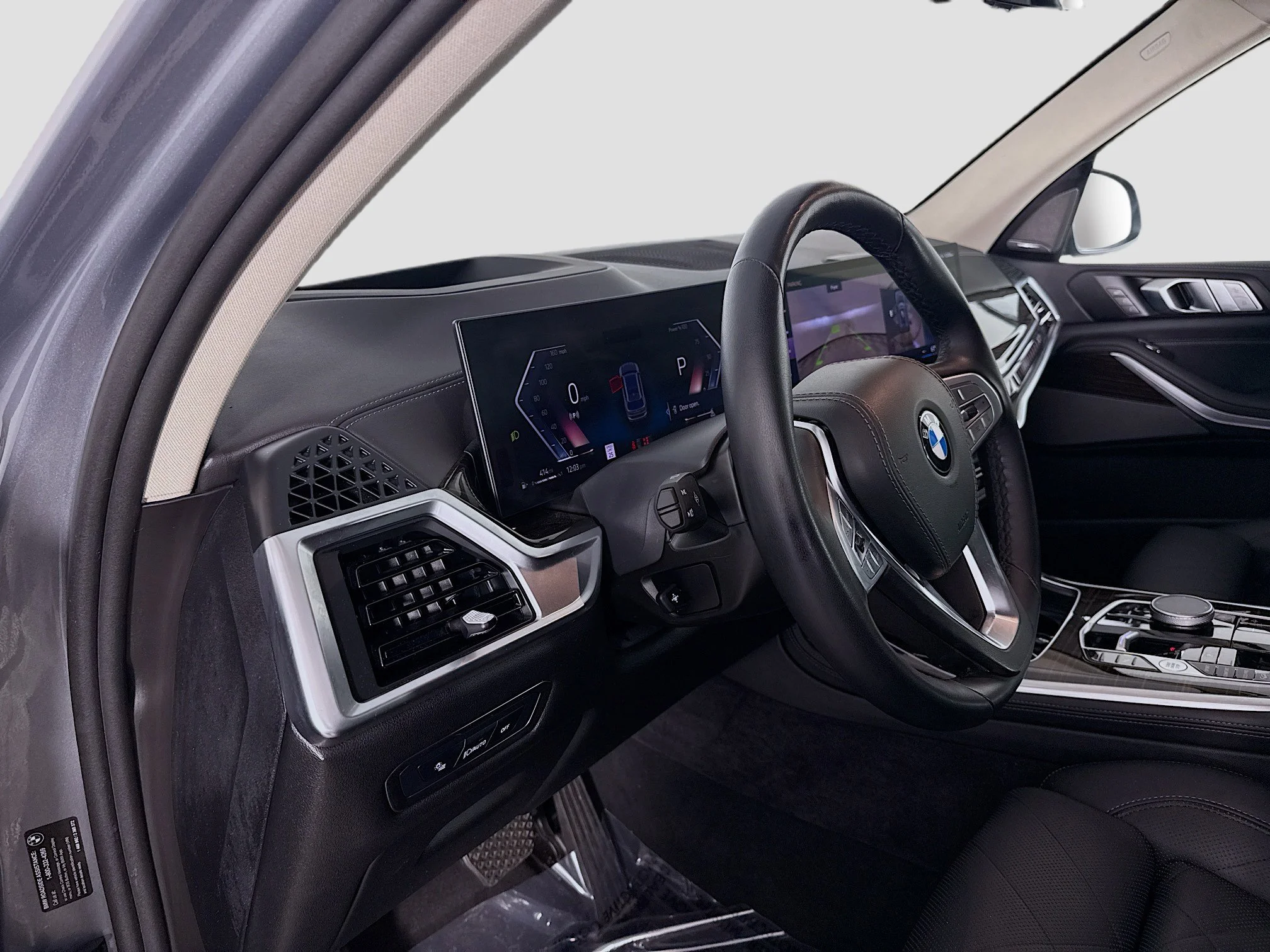 Used 2026 Skyscraper Gray Metallic BMW xDrive40i image 19