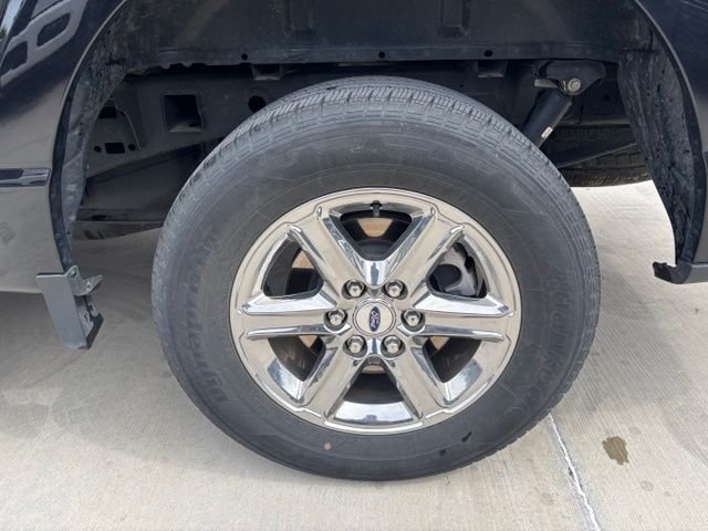 Used 2025 Black Ford XLT image 8