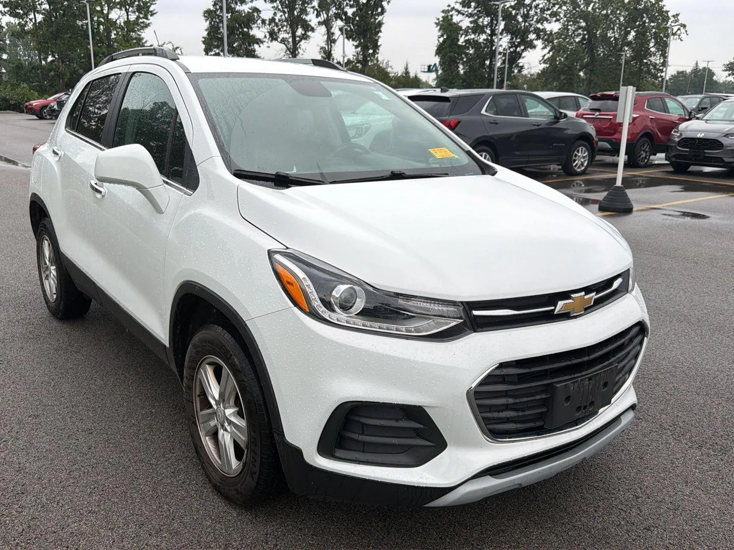Used 2019 Summit White Chevrolet LT image 2