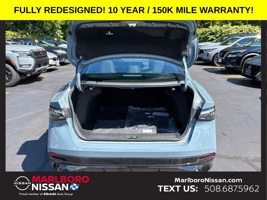 2026 Nissan Sentra SR - Photo 13