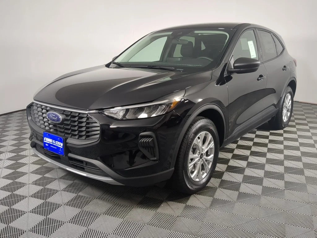 New 2026 Agate Black Metallic Ford Active® image 4