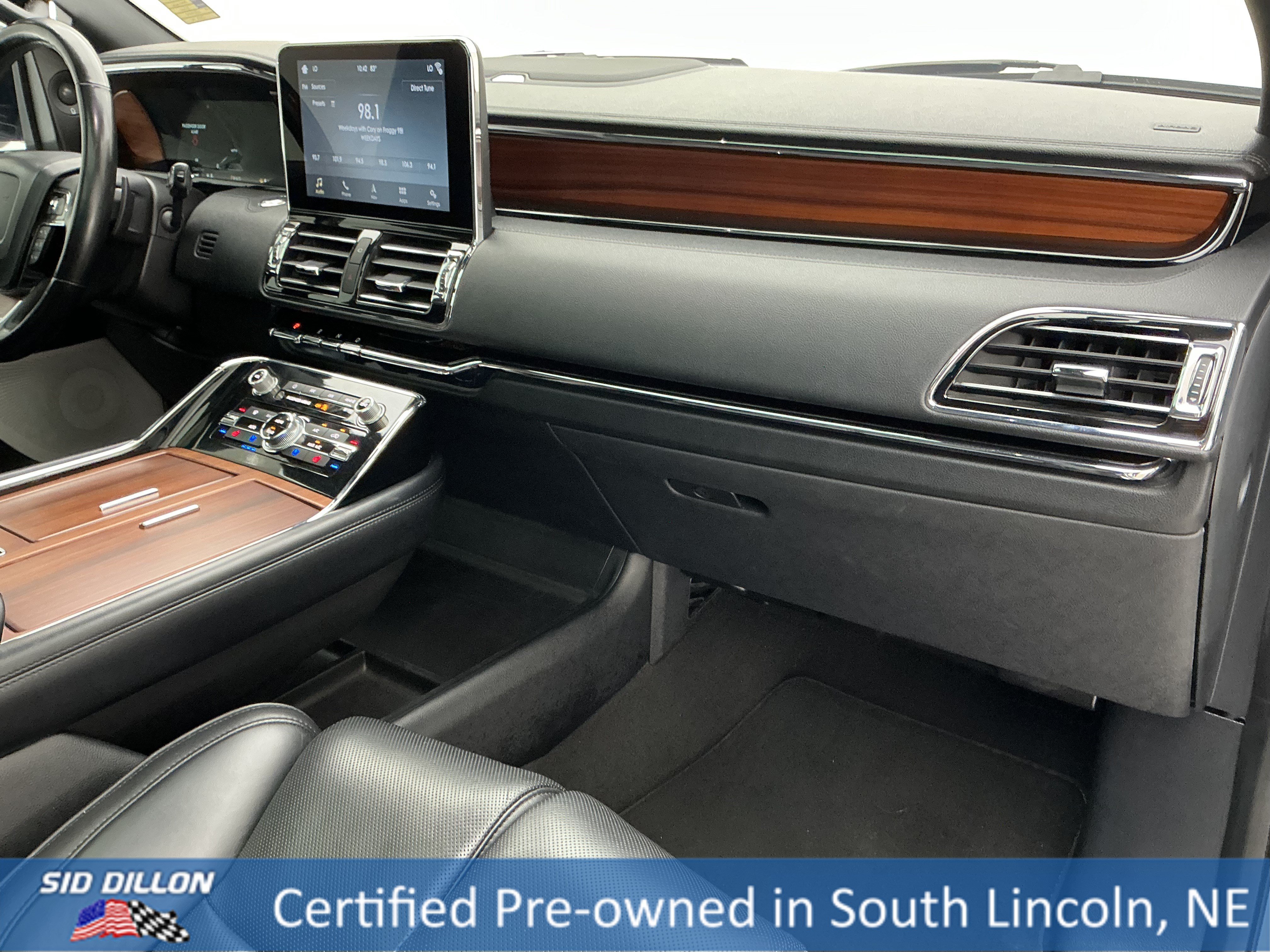 Certified Used 2018 Gray Lincoln Reserve image 24