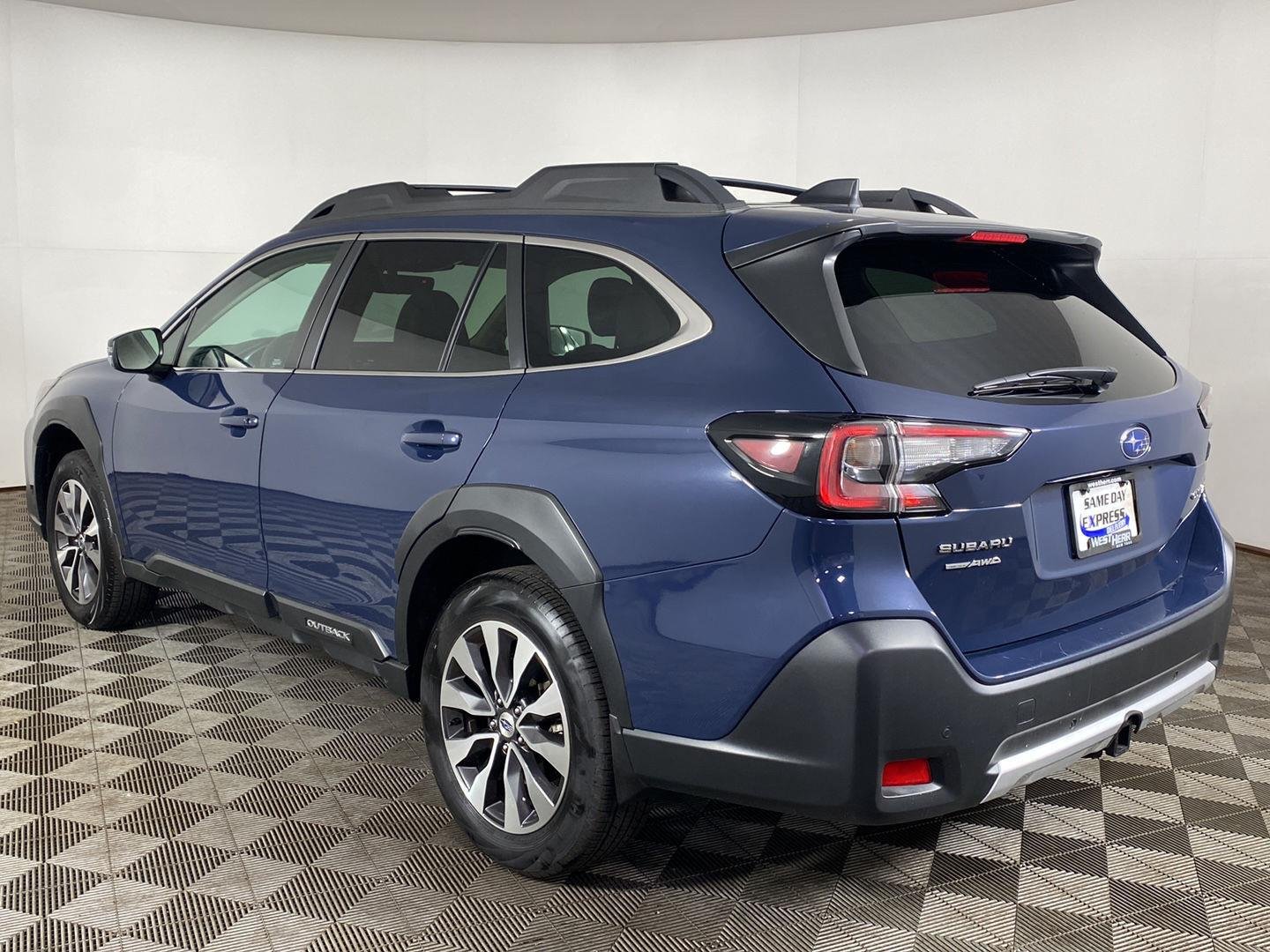 Used 2025 Cosmic Blue Pearl Subaru Limited image 8