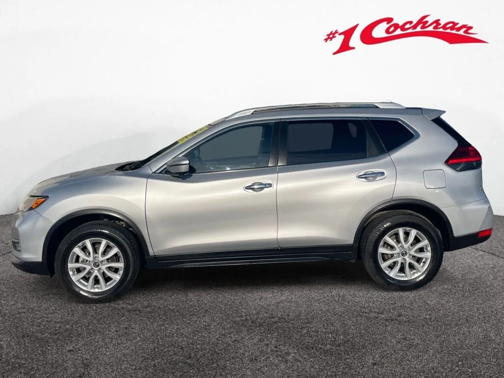 Used 2017 Brilliant Silver Nissan SV image 24