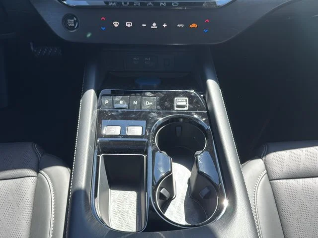 New 2026 Everest White Pearl TriCoat / Super Black Two-tone Nissan Platinum image 24