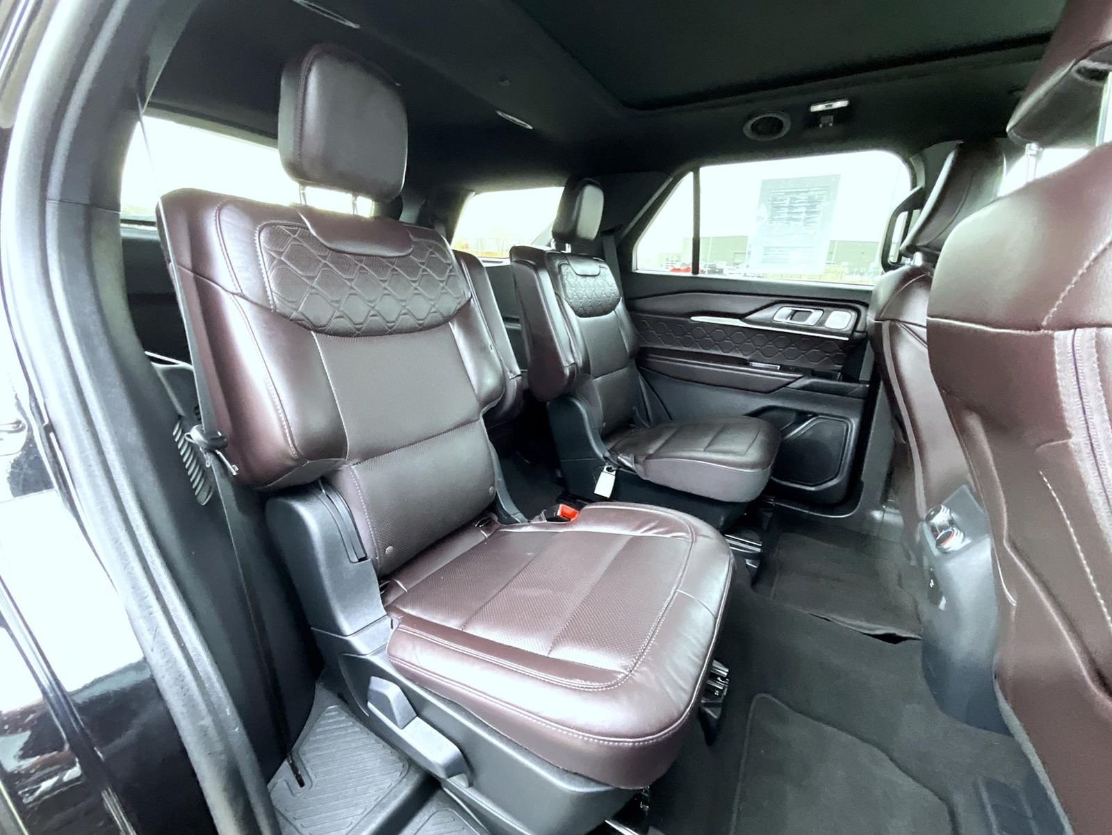 Used 2025 Black Ford Platinum image 19