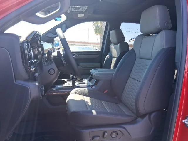 2026 Chevrolet Silverado 1500 ZR2 - Photo 17