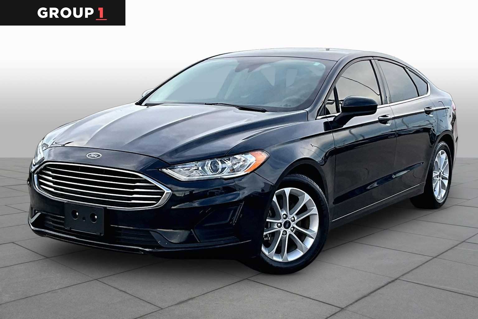 2020 Ford Fusion SE
