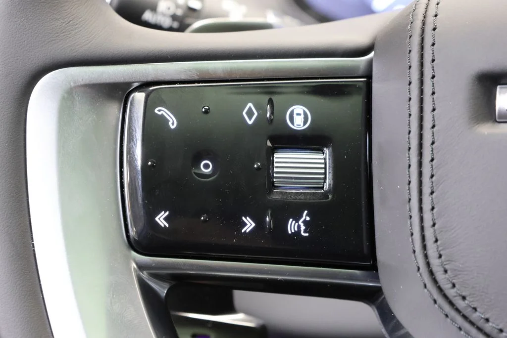 2026 Land Rover Range Rover SE - Photo 18