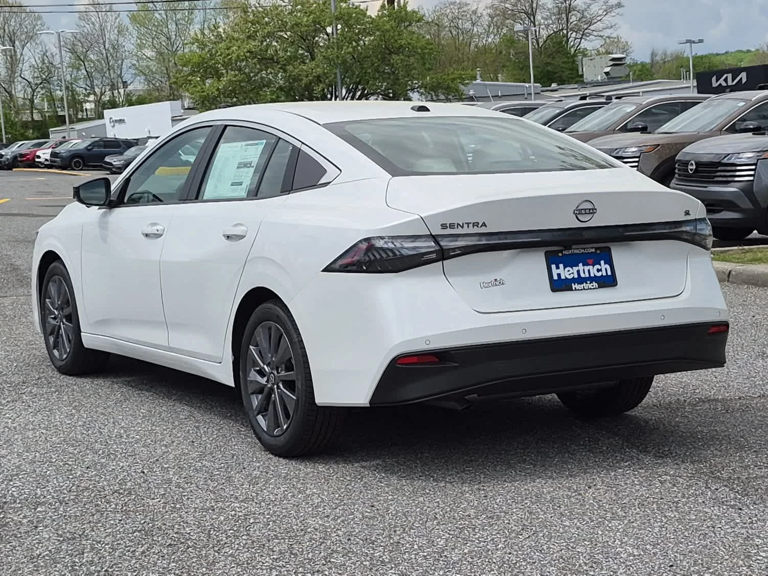 New 2026 Aspen White Tricoat Nissan SL image 4