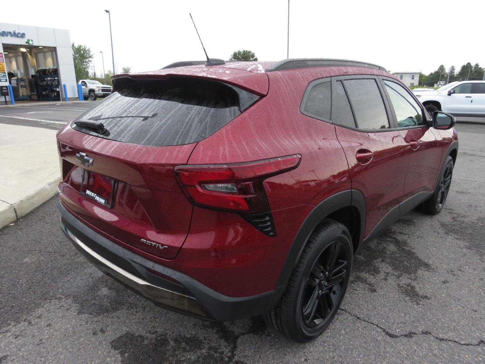 Used 2024 Crimson Metallic Chevrolet ACTIV image 7