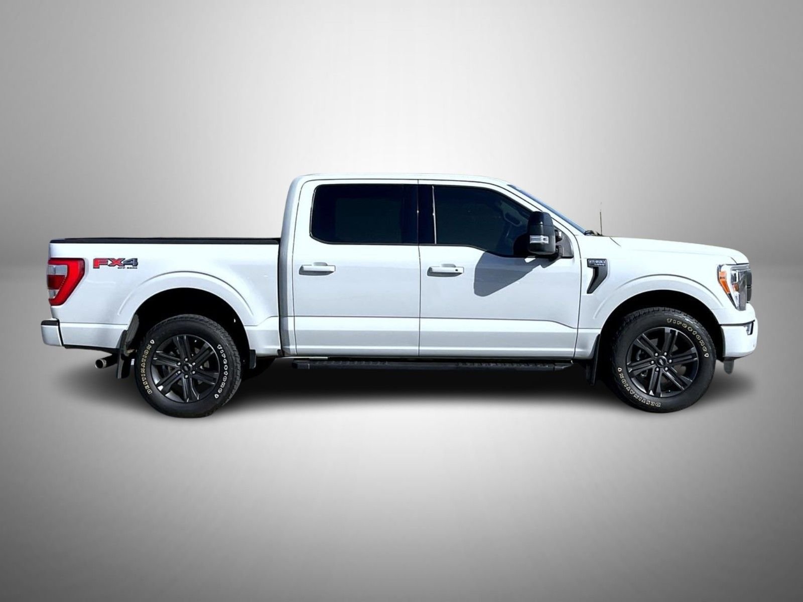 Used 2023 White Ford Lariat image 4