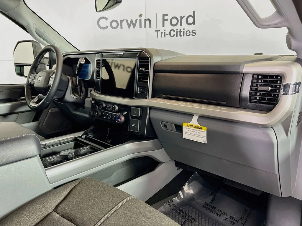 New 2027 Carbonized Gray Metallic Ford XLT image 31
