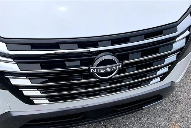 Certified Used 2024 White Nissan SL image 31