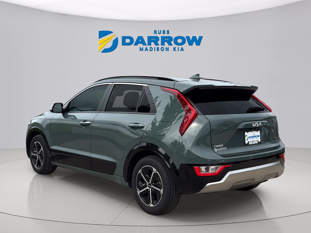 Used 2023 Cityscape Green Kia SX image 3