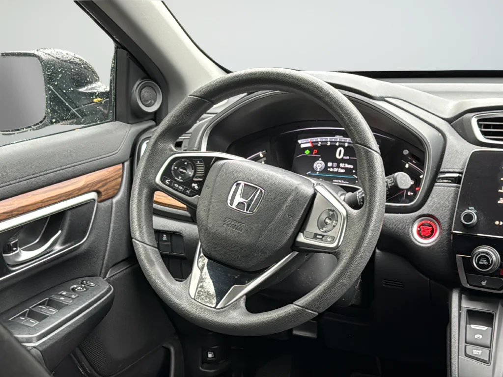 Used 2018  Honda EX image 42