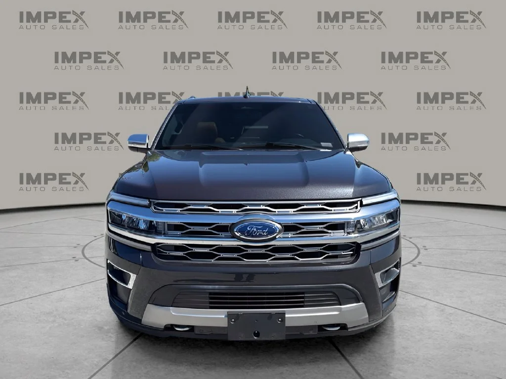 Used 2024 Gray Ford Platinum image 8