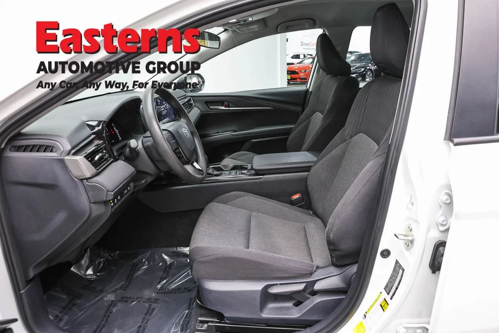 Used 2025 White Toyota LE image 14