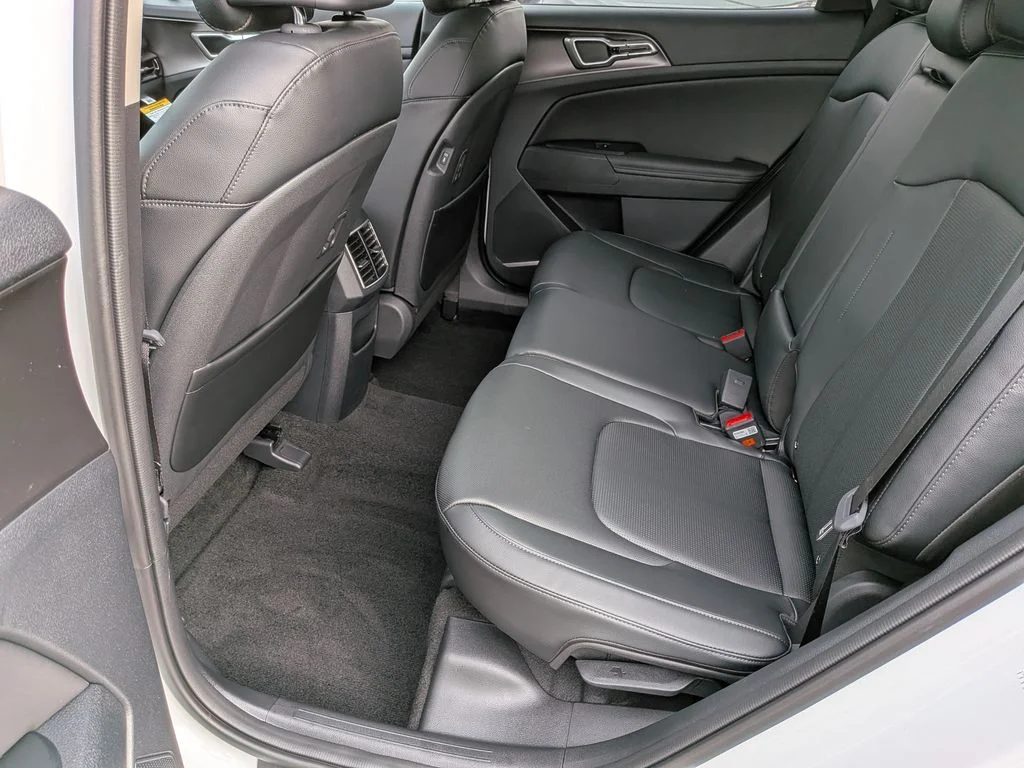 New 2026 White Kia EX image 21