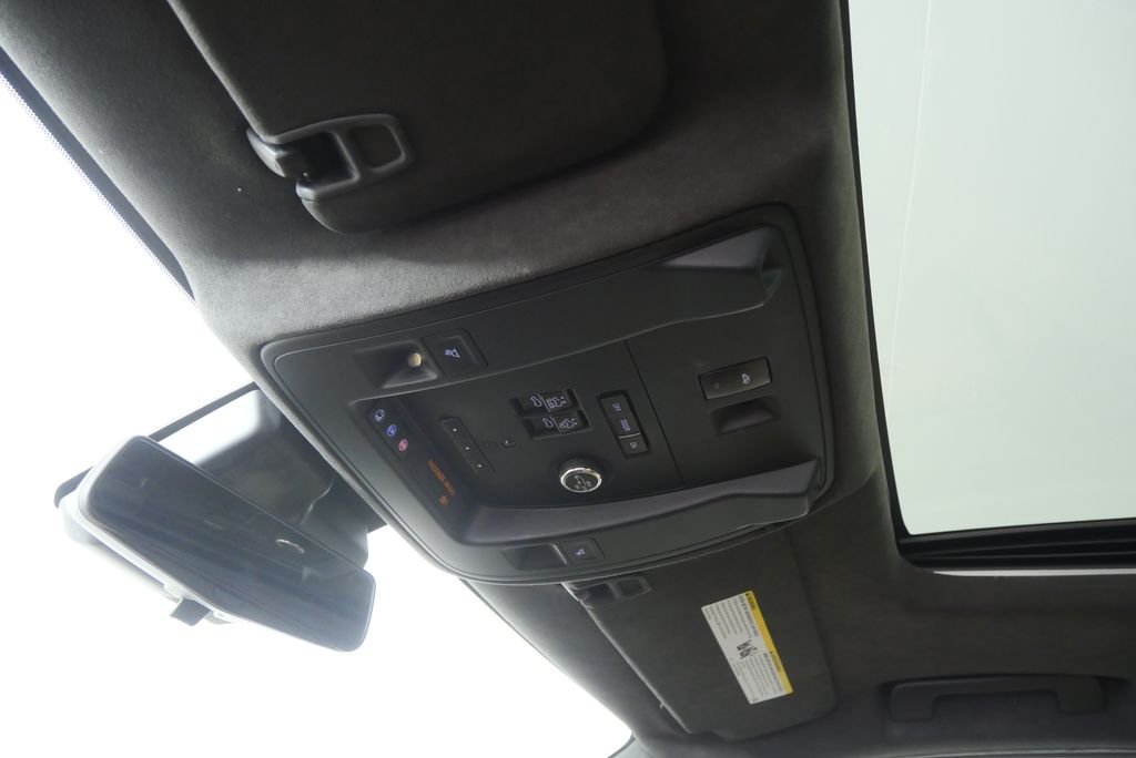 Used 2020 Crystal White Cadillac Platinum Edition image 21