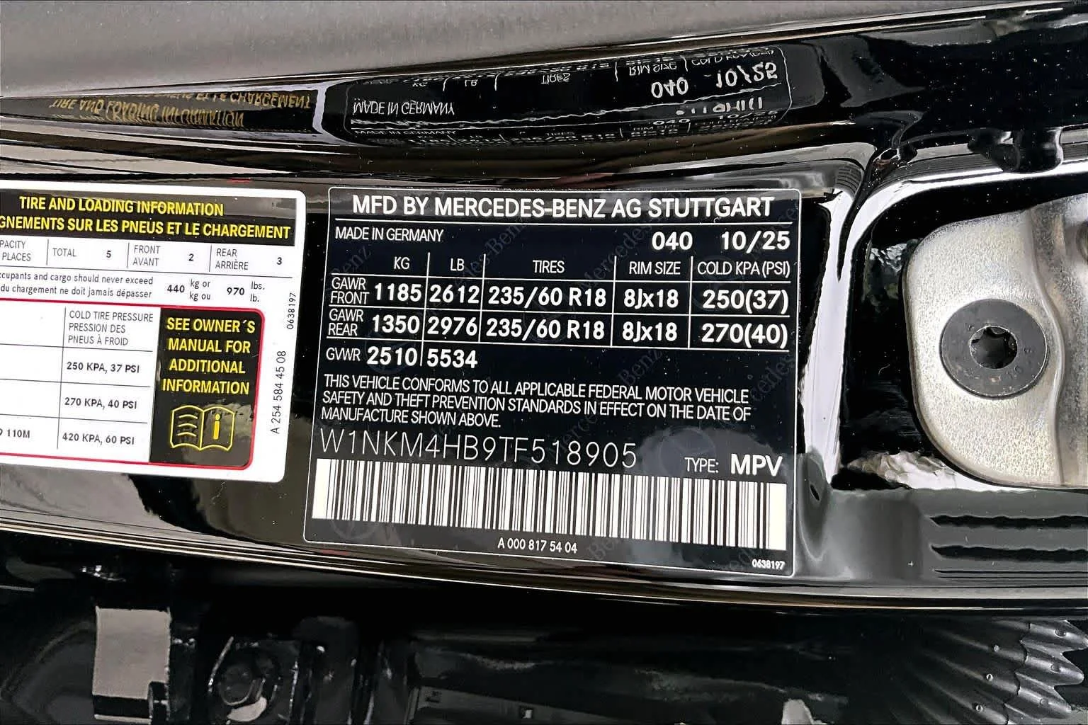 New 2026 040/Black Mercedes-Benz GLC 300 image 13